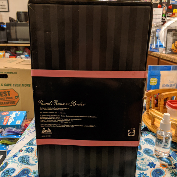 Grand Premiere Barbie - Picture 4 of 8